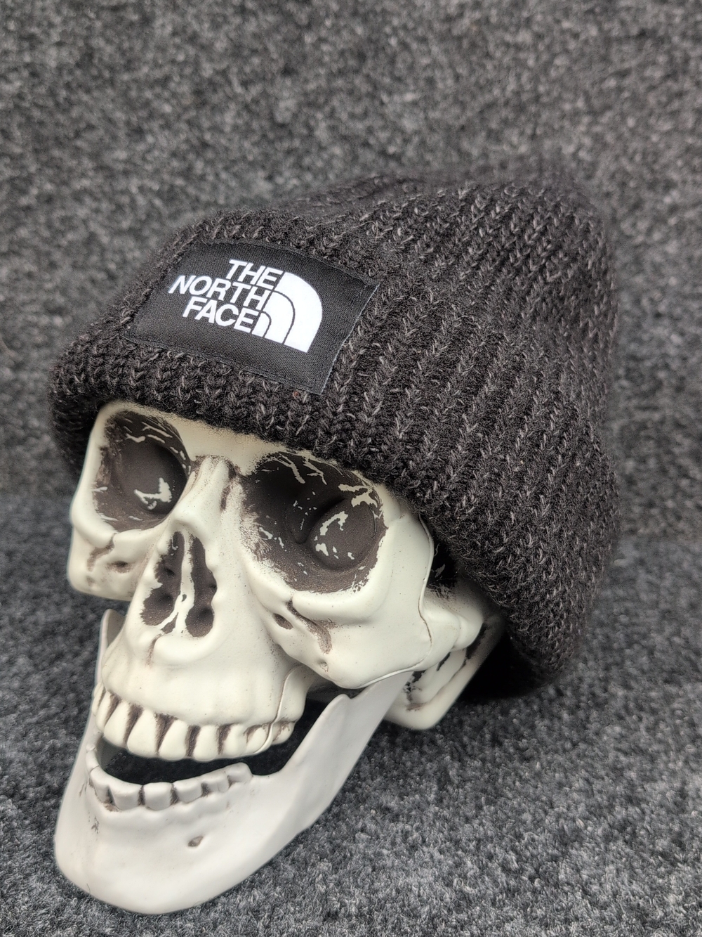 The North Face Salty Lined Beanie One Size Black Unisex Ribbed Cuffed Logo Box
